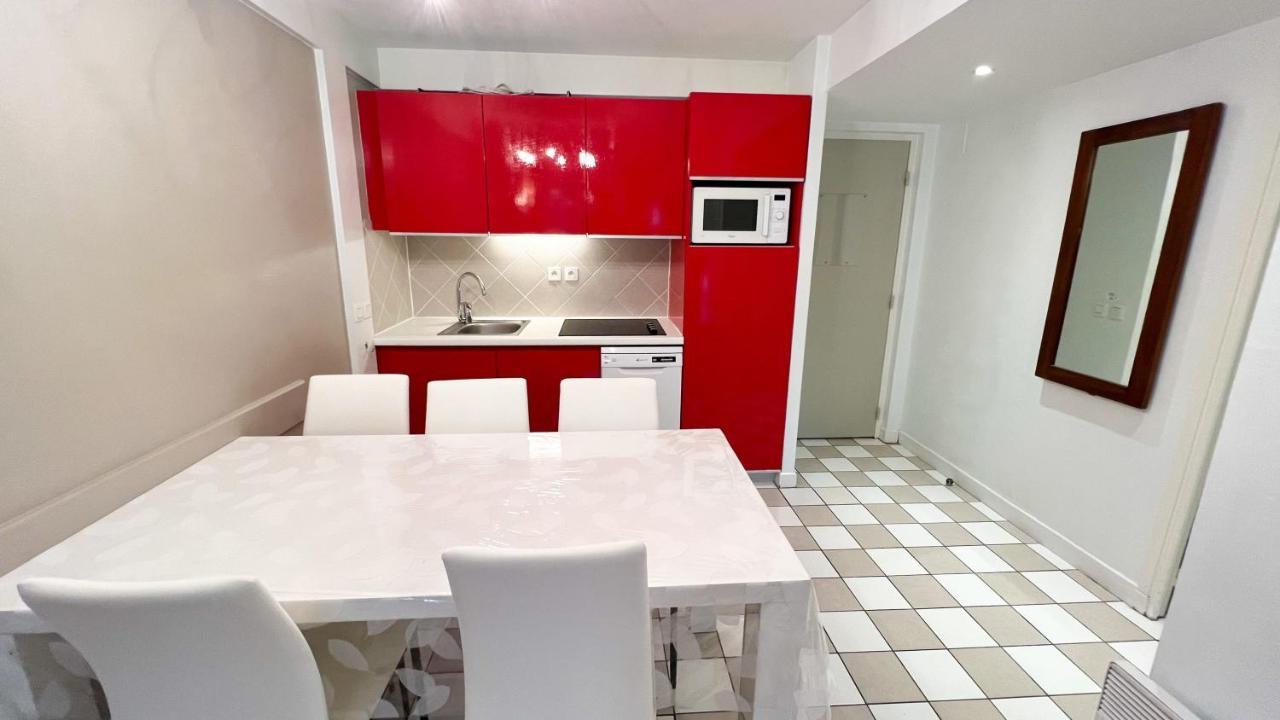6-Person Apartment With Swimming Pool Tennis Court And Free Parking 25 Le Touquet Kültér fotó