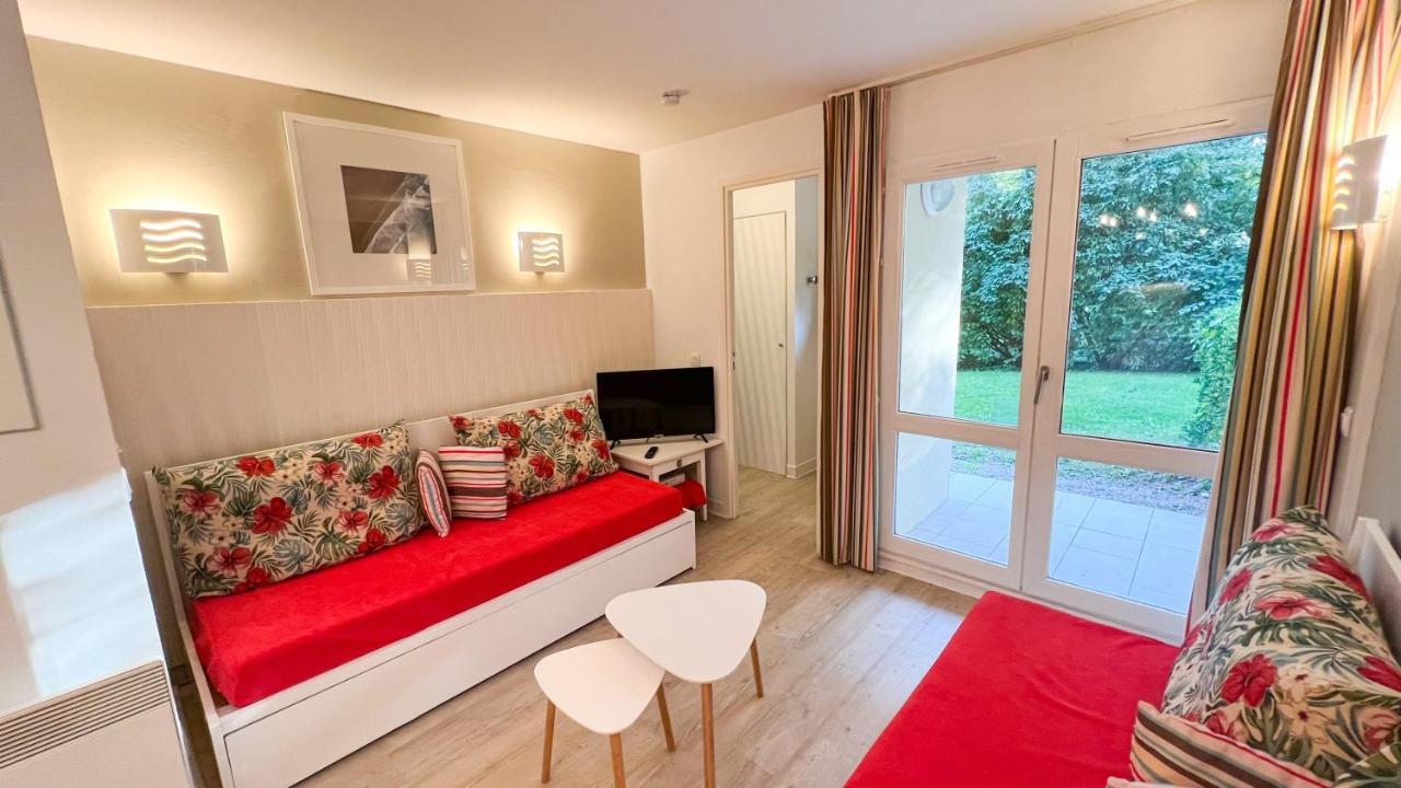 6-Person Apartment With Swimming Pool Tennis Court And Free Parking 25 Le Touquet Kültér fotó