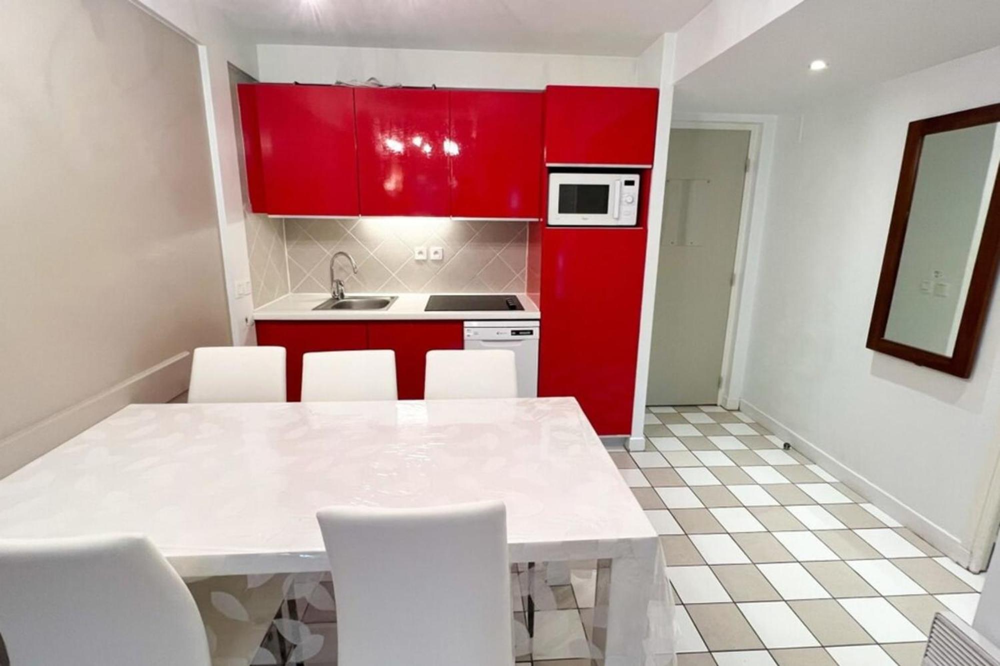 6-Person Apartment With Swimming Pool Tennis Court And Free Parking 25 Le Touquet Kültér fotó